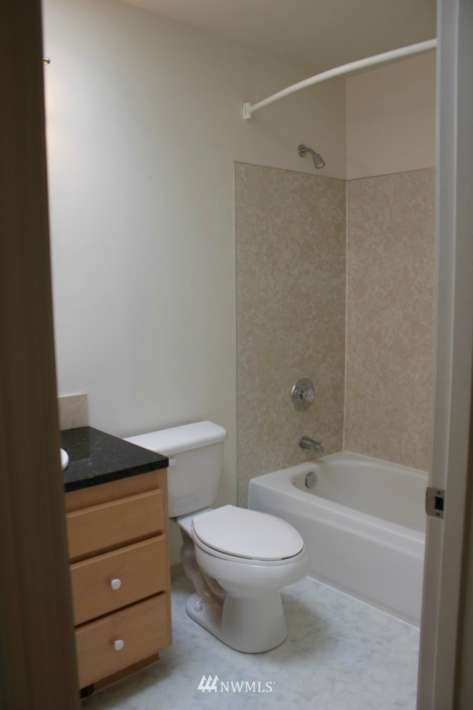 2802 Shannon Point Road Anacortes, WA 98221 - Photo 9 of 16 Gallery Image 9