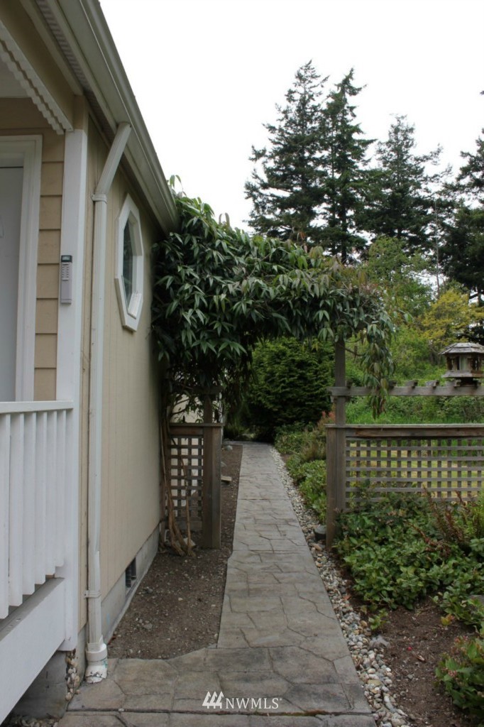 2802 Shannon Point Road Anacortes, WA 98221 - Photo 10 of 16 Gallery Image 10