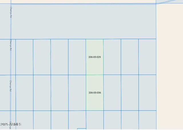 a view of a small white wall