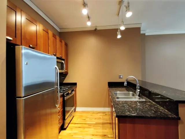 $2,200 | 170 West Polk Street, Unit 807, Chicago, IL 60605