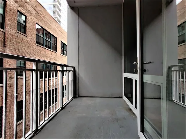 $2,200 | 170 West Polk Street, Unit 807, Chicago, IL 60605