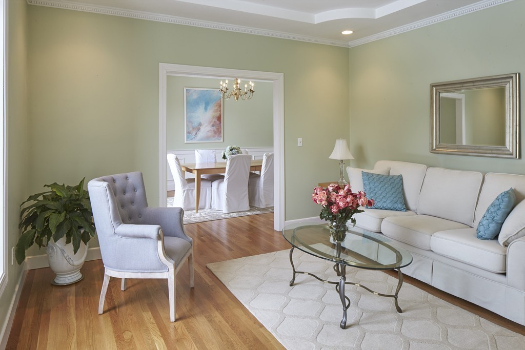 12 Page Road Weston, MA 02493 - Photo 6 of 12 Gallery Image 6