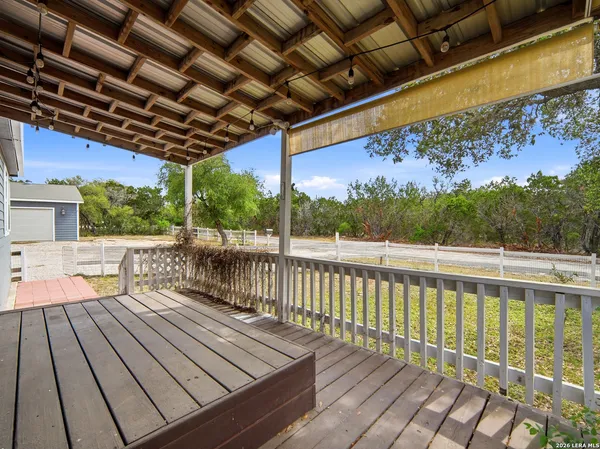 $565,000 | 6267 County Road 251, Hondo, TX 78861