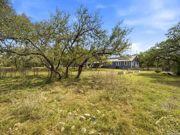 $565,000 | 6267 County Road 251, Hondo, TX 78861