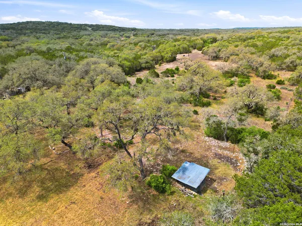 $565,000 | 6267 County Road 251, Hondo, TX 78861