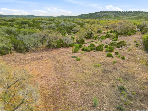 $565,000 | 6267 County Road 251, Hondo, TX 78861