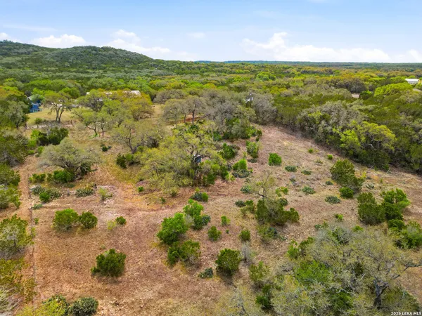 $565,000 | 6267 County Road 251, Hondo, TX 78861