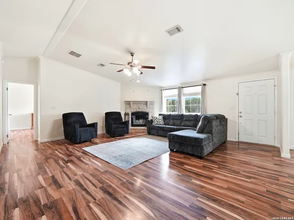 $565,000 | 6267 County Road 251, Hondo, TX 78861