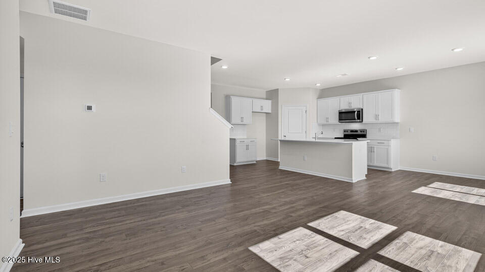 665 Wilder Bloom Path Aberdeen, NC 28315 - Photo 13 of 43 Family Room