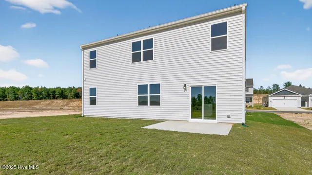 $365,940 | 665 Wilder Bloom Path, Aberdeen, NC 28315