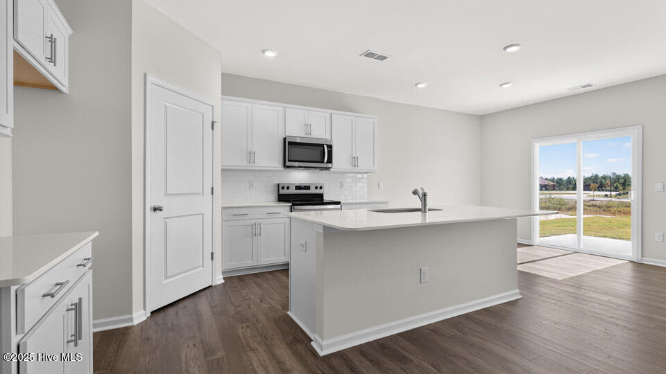 665 Wilder Bloom Path Aberdeen, NC 28315 - Photo 7 of 43 Kitchen