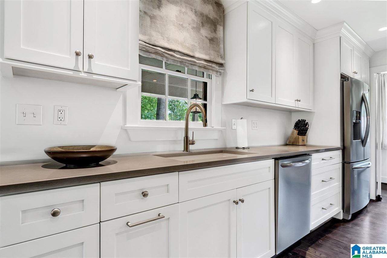 4308 MountainDale Road Birmingham, AL 35213 - Photo 13 of 40