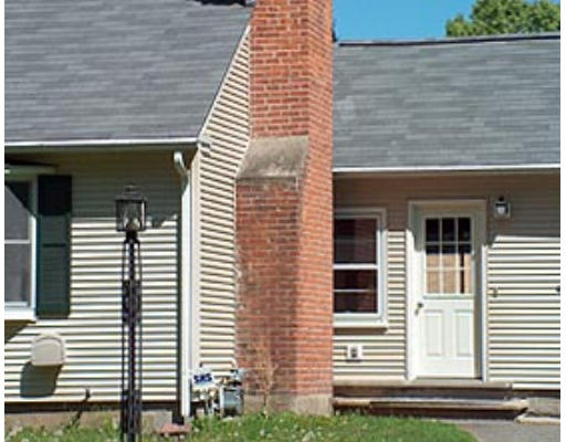 93 Woodcrest Road Springfield, MA 01129 - Photo 2 of 2 a view of a windows of a house