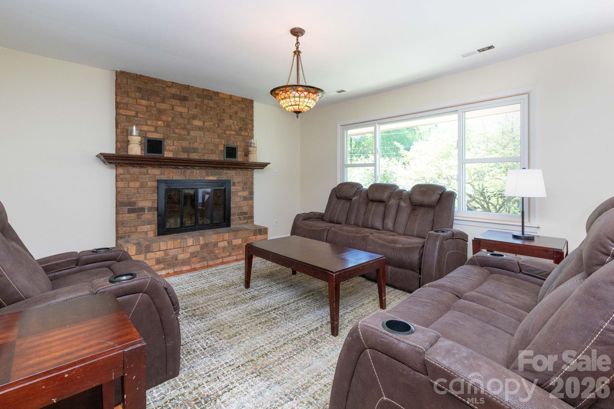 40 Wagon Road Asheville, NC 28805 - Photo 4 of 27
