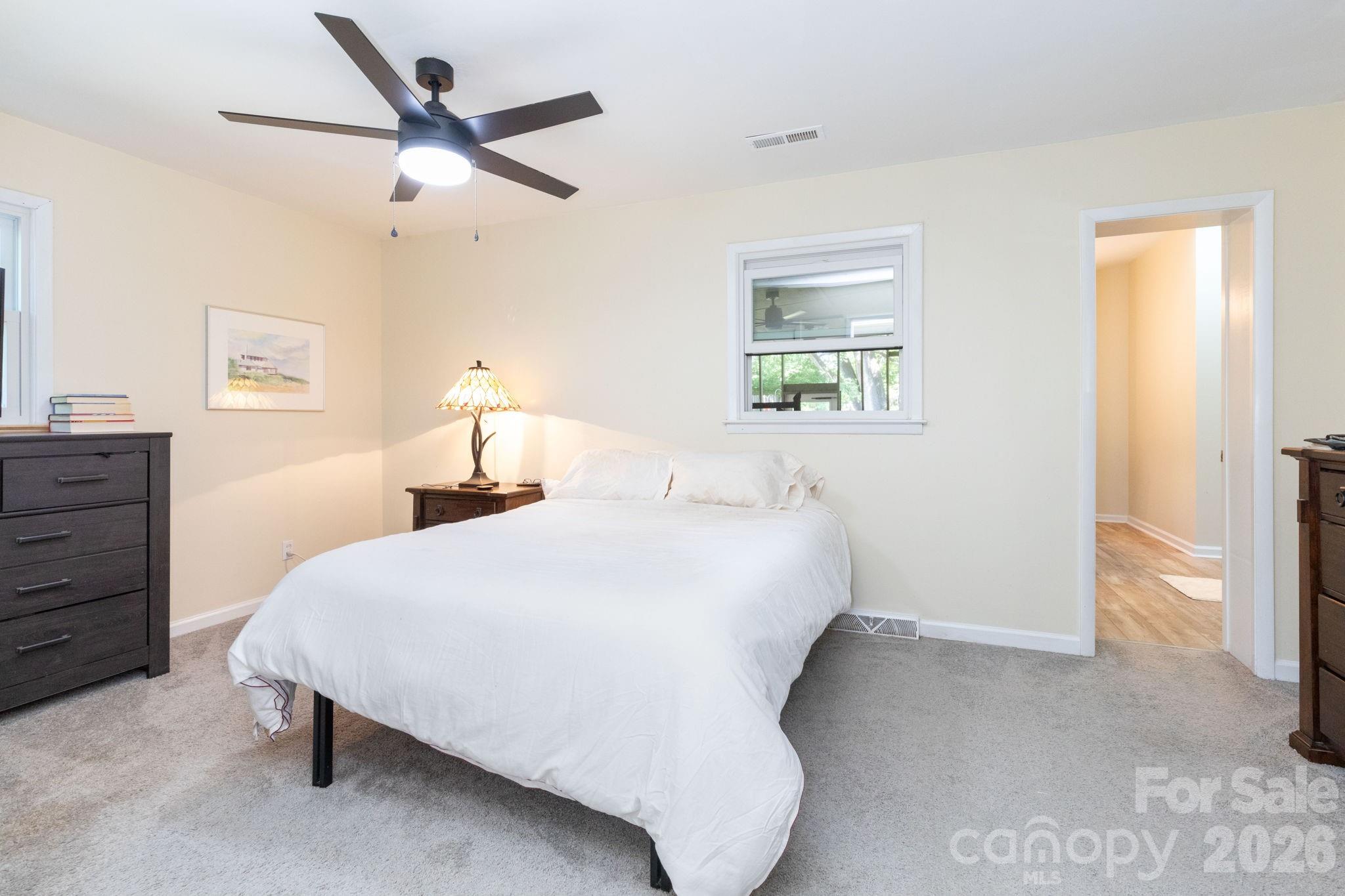 40 Wagon Road Asheville, NC 28805 - Photo 10 of 27