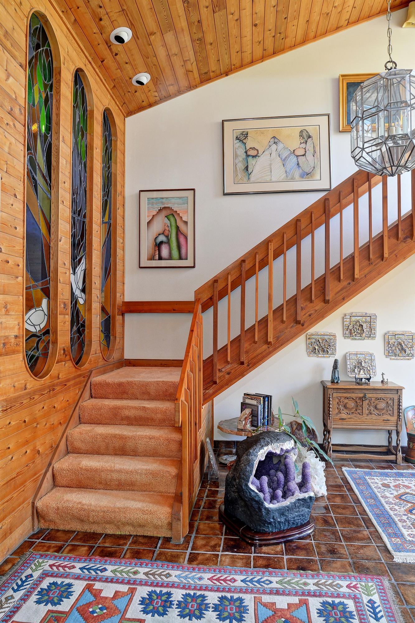 5421 East Camello Road Phoenix, AZ 85018 - Photo 4 of 24 004_Foyer