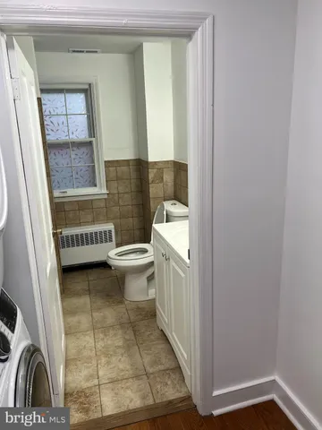 $2,300 | 36 East Main Street, Unit B, Moorestown, NJ 08057