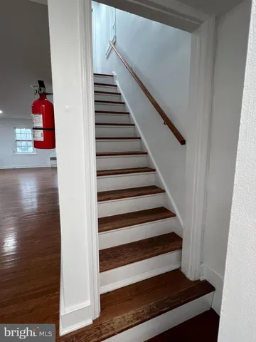 $2,300 | 36 East Main Street, Unit B, Moorestown, NJ 08057