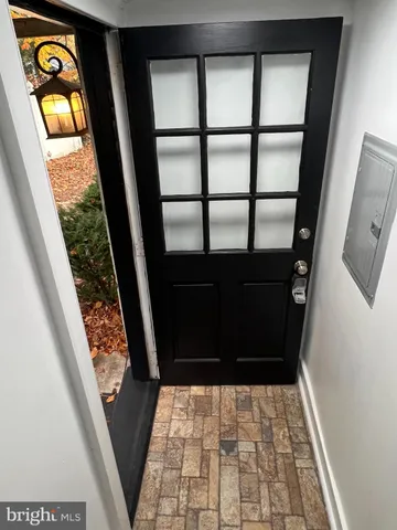 $2,300 | 36 East Main Street, Unit B, Moorestown, NJ 08057