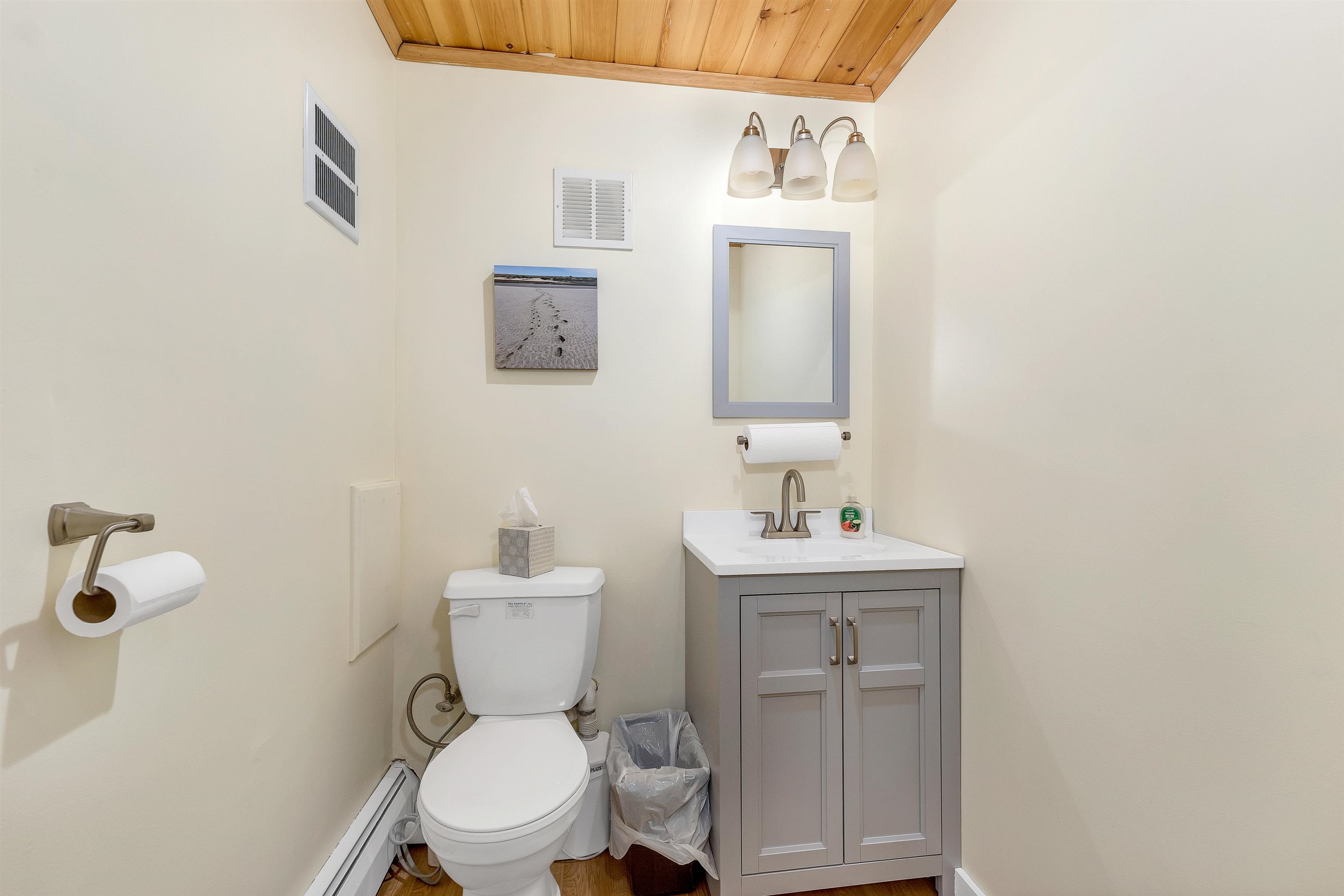 103 Main Street Alton, NH 03809 - Photo 20 of 40