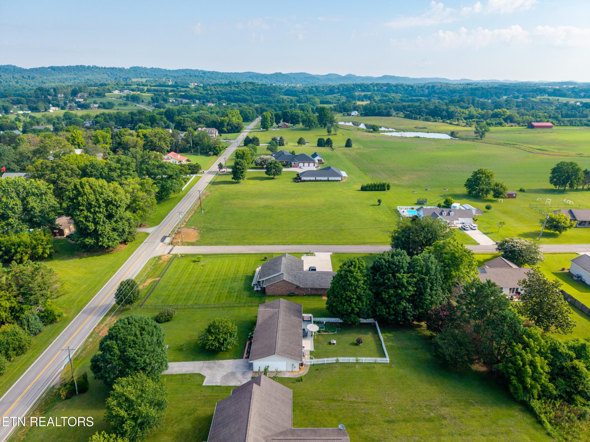 548 Hiwassee Road Madisonville, TN 37354 - Photo 32 of 35 Gallery Image 32