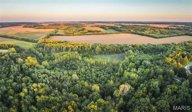 $185,000 | 3422 Hagaman Road, Hettick, IL 62649