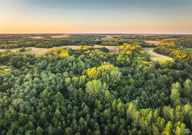 $185,000 | 3422 Hagaman Road, Hettick, IL 62649