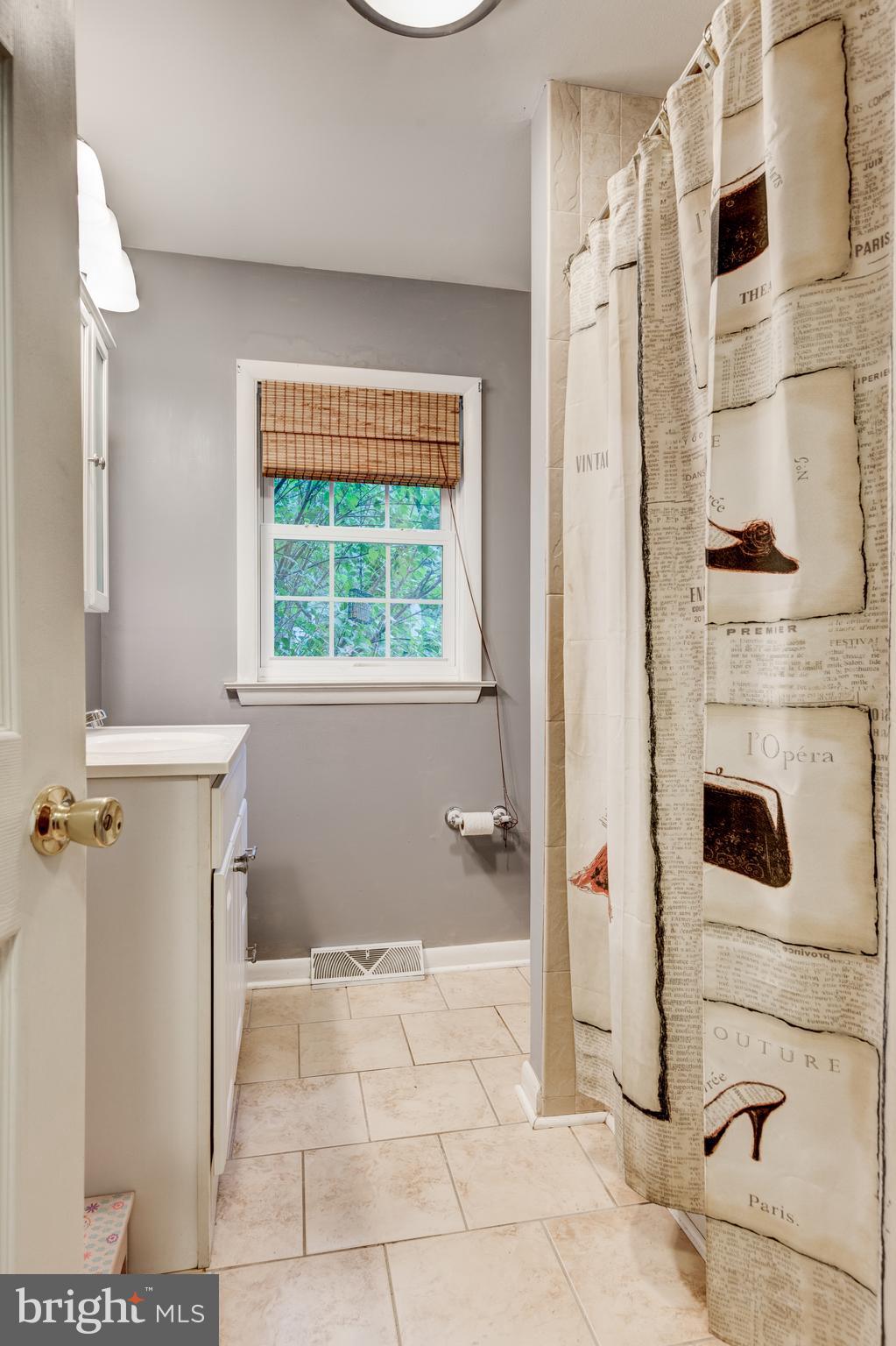 5 Barnhart Road Westminster, MD 21158 - Photo 18 of 30 Full Bath