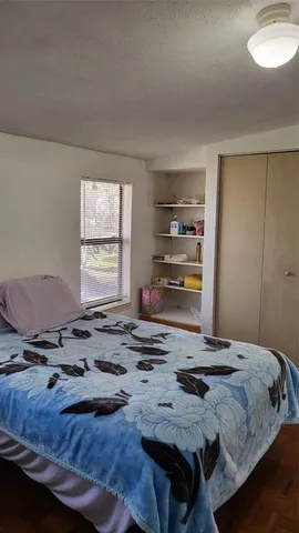 $1,400 | 25208 Old Ferry Road, Spicewood, TX 78669