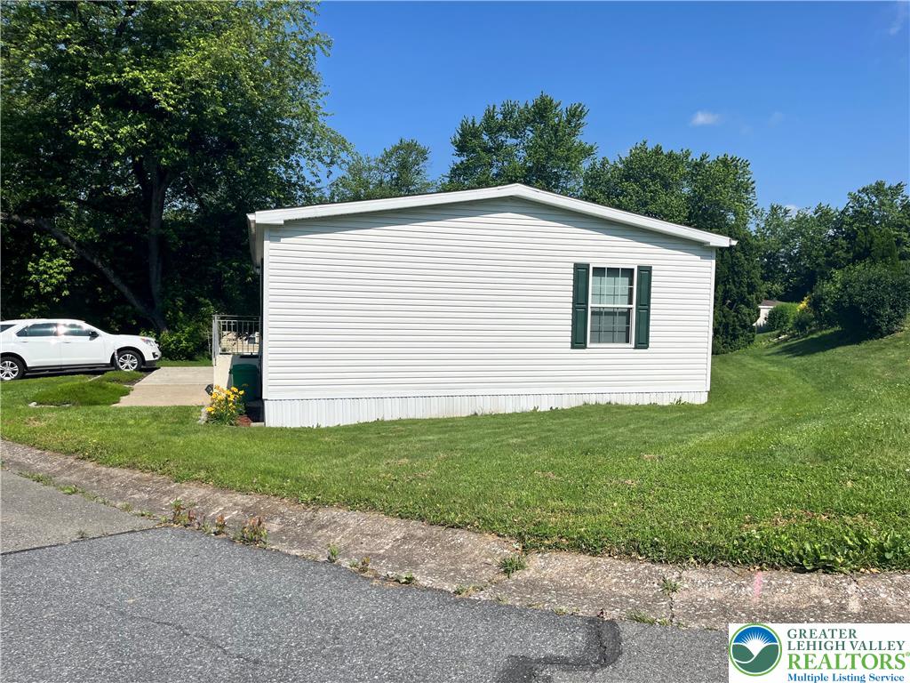 102 Restful Road Northampton, PA 18067 - Photo 3 of 26 Gallery Image 3