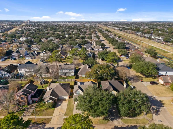 $299,900 | 6023 Shady Manor Drive, Katy, TX 77449