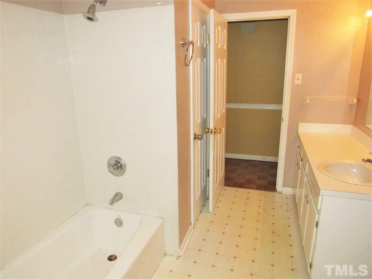 511 Andover Road Durham, NC 27712 - Photo 21 of 28