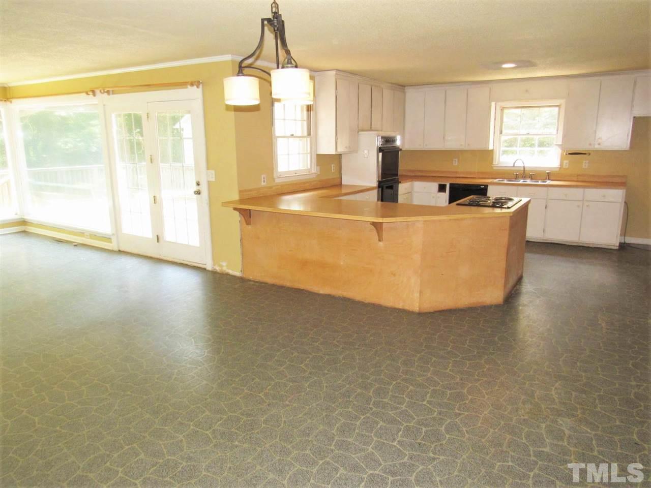511 Andover Road Durham, NC 27712 - Photo 8 of 28
