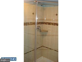 39 Rorer Avenue Hatboro, PA 19040 - Photo 8 of 12 Bathroom