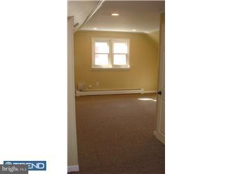 39 Rorer Avenue Hatboro, PA 19040 - Photo 9 of 12 Bedroom - Main