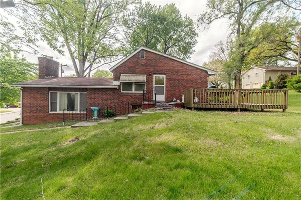 $185,000 | 1219 Julia Street, Atchison, KS 66002