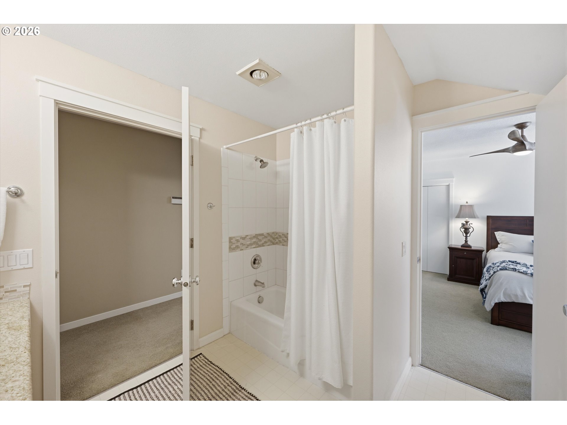 21029 Southwest Lebeau Road Sherwood, OR 97140 - Photo 29 of 48 Attached Bathroom #2