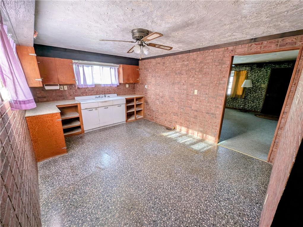 152 Victor Road Butler, PA 16001 - Photo 8 of 42