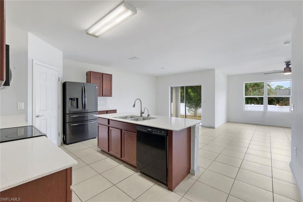 8117 Sandpiper Road Fort Myers, FL 33967 - Photo 6 of 22 Gallery Image 6