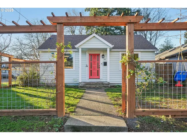 $399,000 | 311 Northeast 92nd Place, Portland, OR 97220