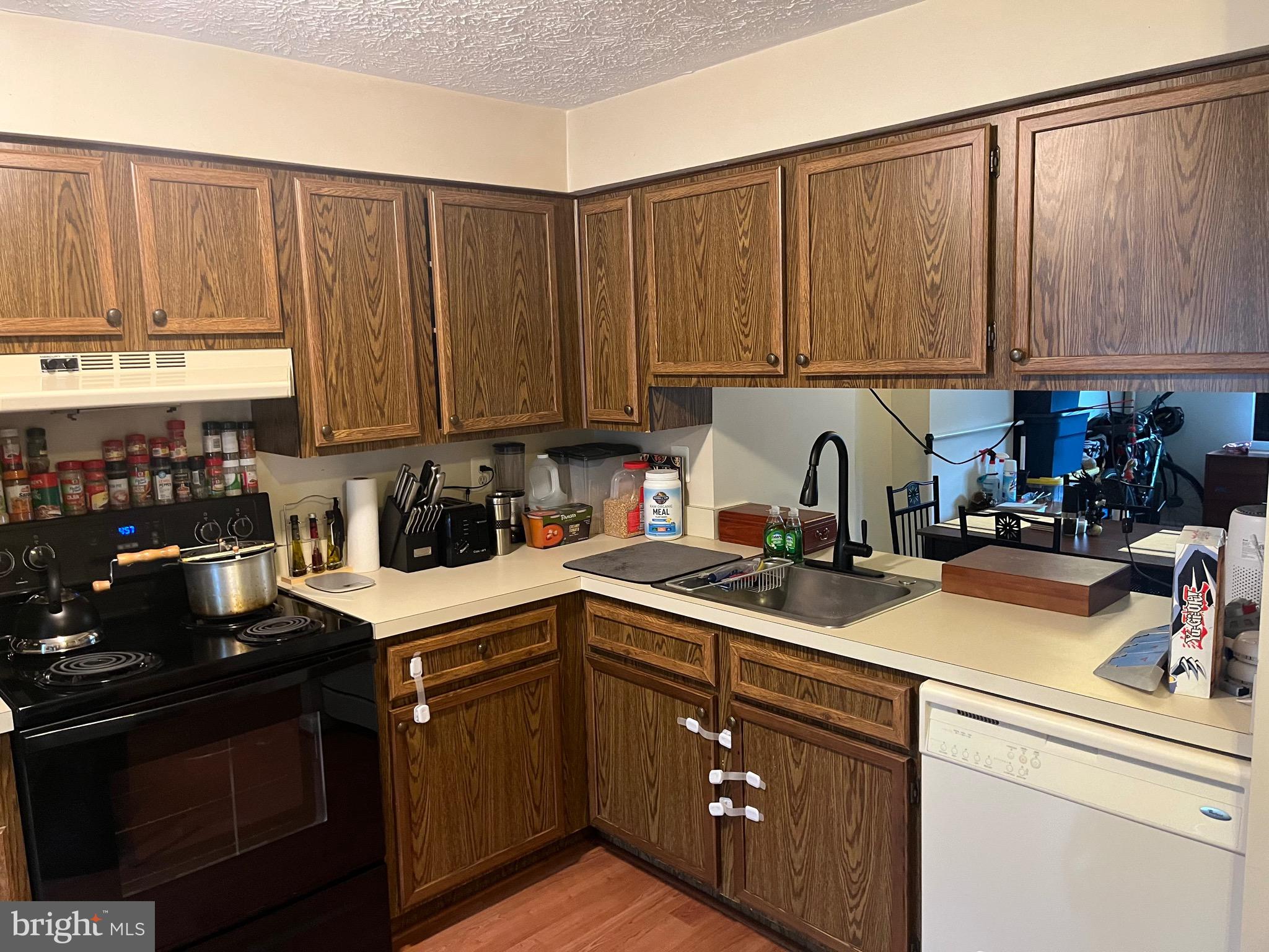 1680 Devil Lane Woodbridge, VA 22192 - Photo 3 of 10