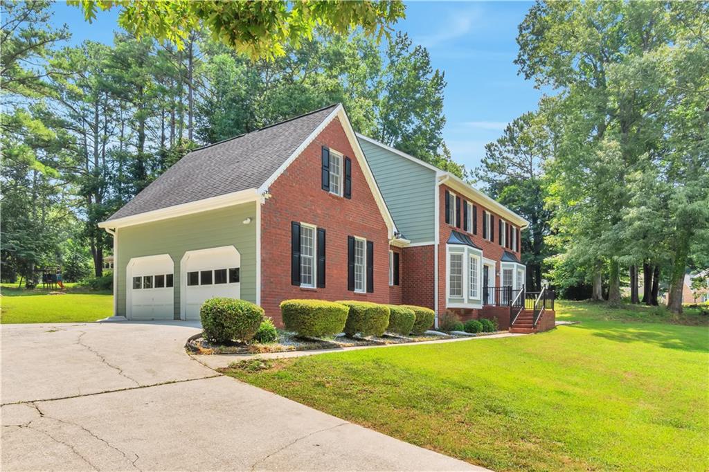 1448 Red Fox Run Southwest Lilburn, GA 30047 - Photo 2 of 29