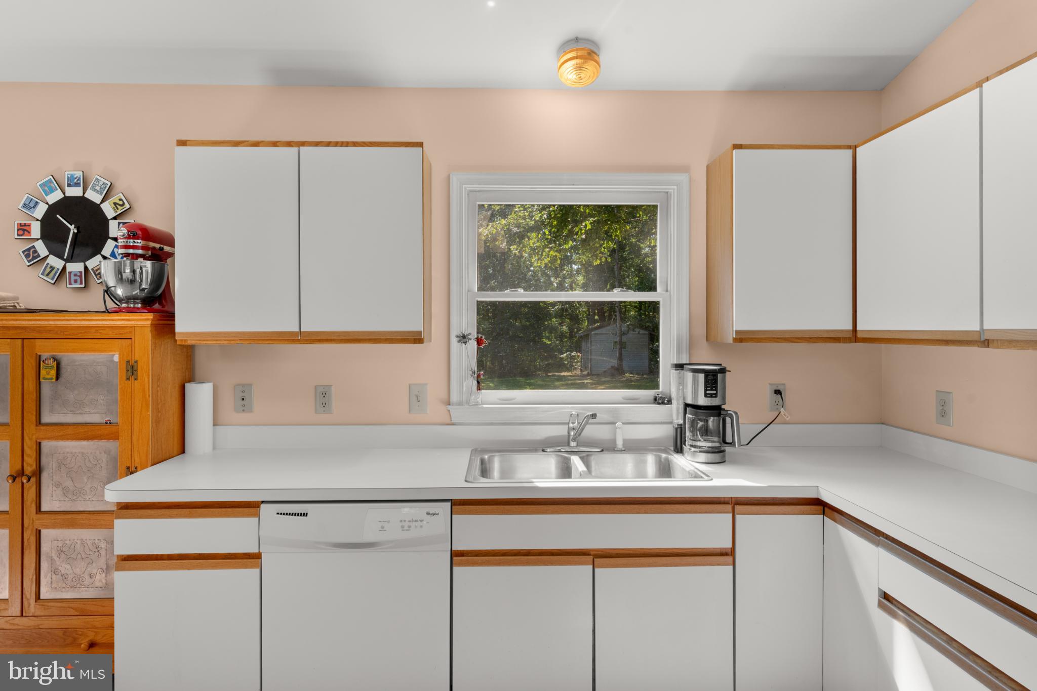 13175 Tower Road Unionville, VA 22567 - Photo 13 of 37 Bright and airy kitchen with modern finishes.