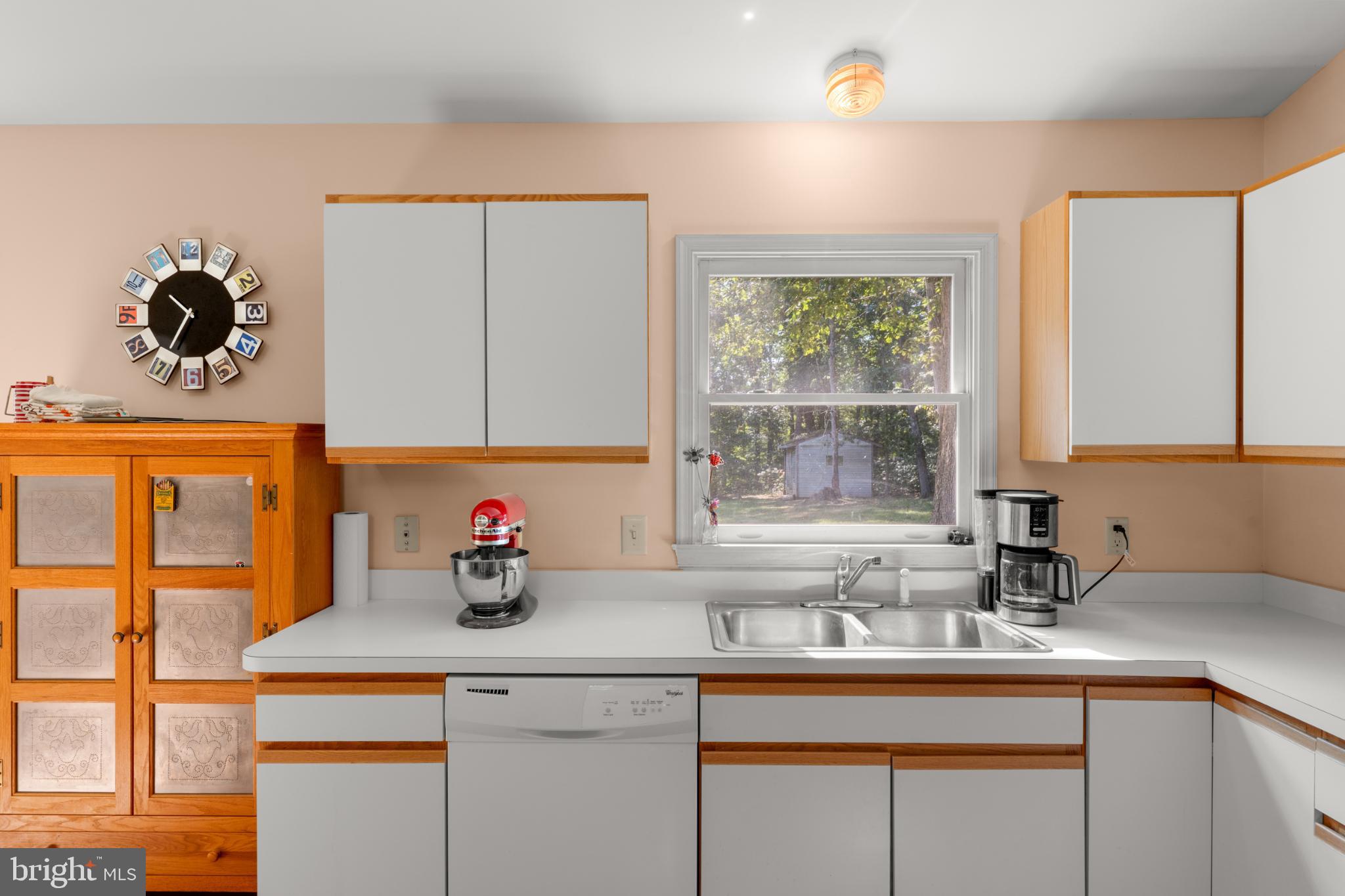 13175 Tower Road Unionville, VA 22567 - Photo 17 of 37 Bright and inviting kitchen with modern charm.