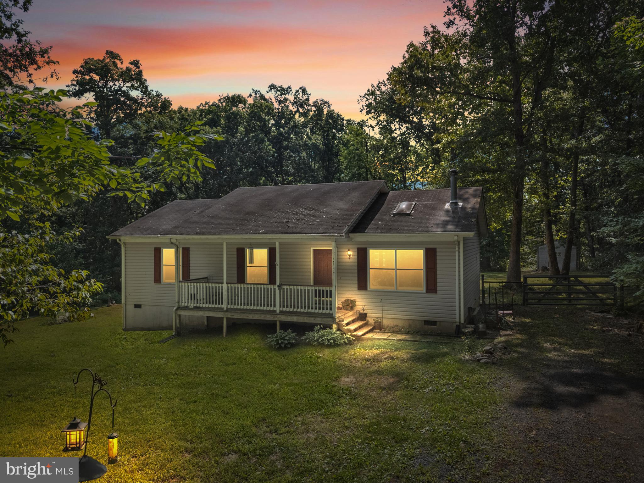 13175 Tower Road Unionville, VA 22567 - Photo 2 of 37 Charming home nestled in serene woods.