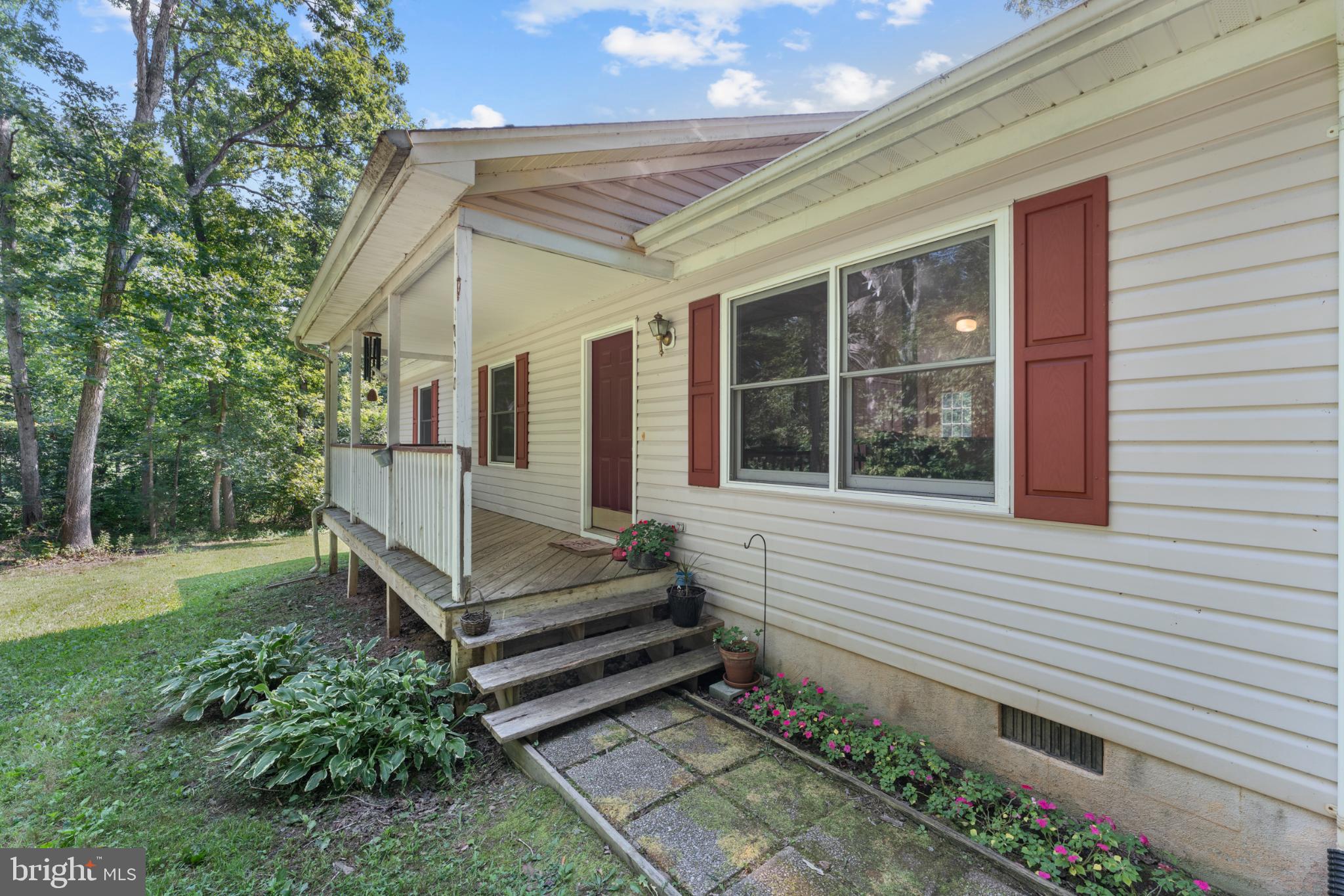 13175 Tower Road Unionville, VA 22567 - Photo 5 of 37 Charming home nestled in serene greenery.