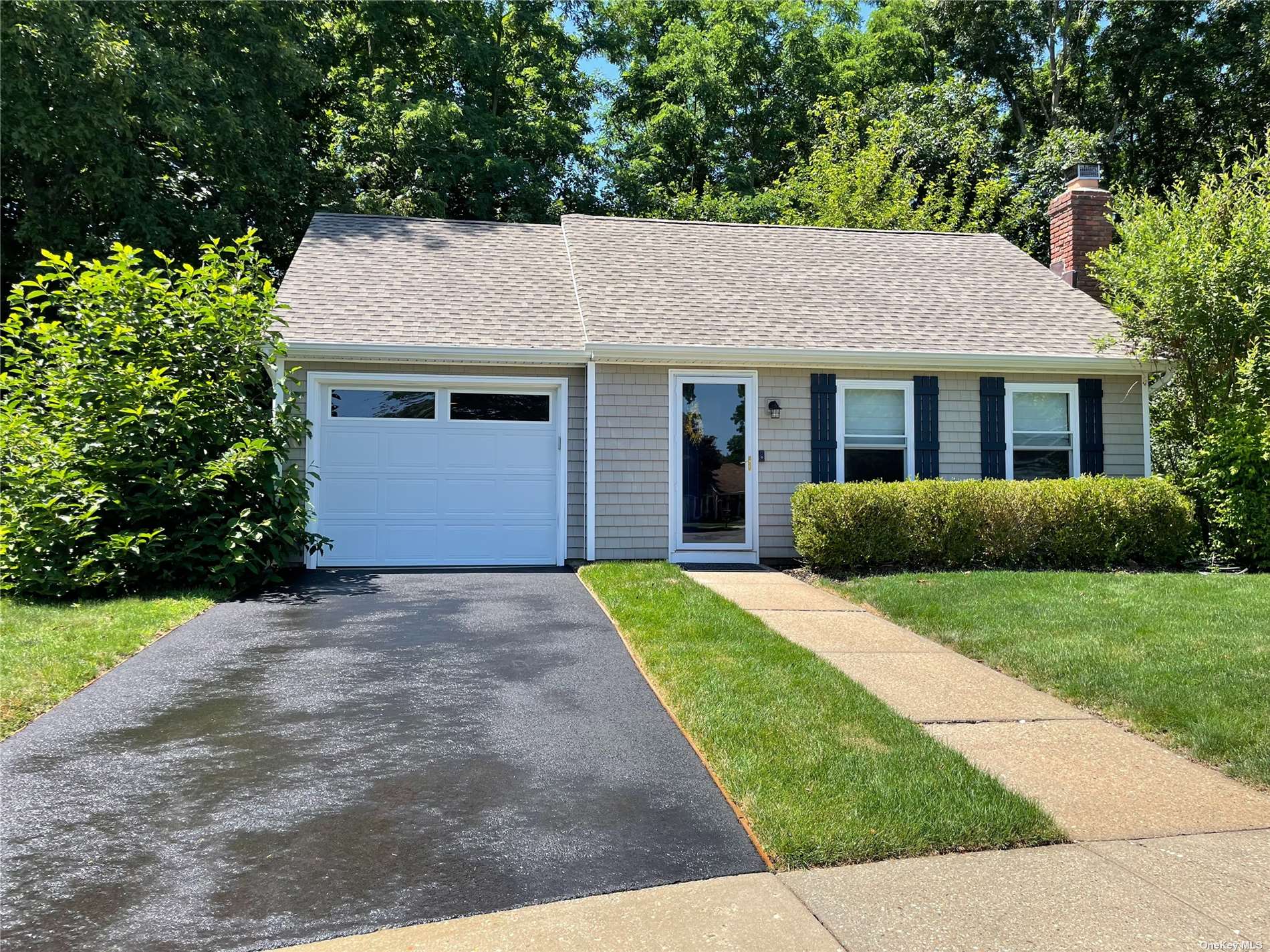 363 Sheffield Court, Unit 363 Ridge, NY 11961 - Photo 1 of 1 Gallery Image 1