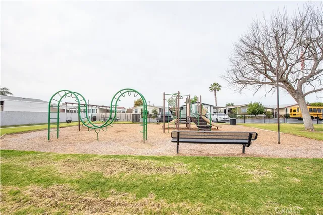 $194,900 | 25350 Santiago Drive, Unit 153, Moreno Valley, CA 92551