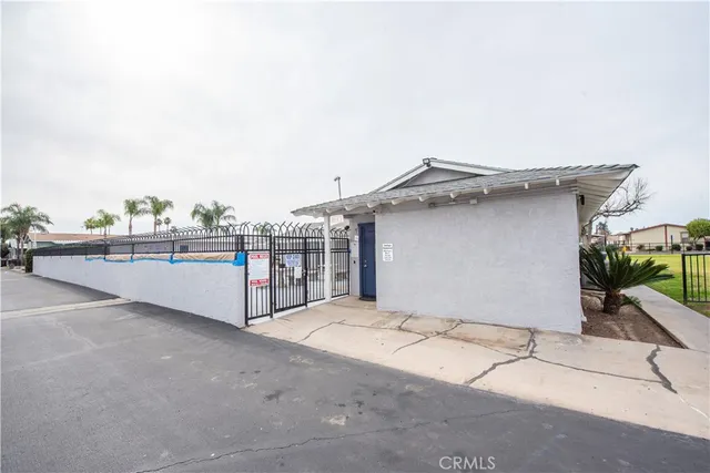 $194,900 | 25350 Santiago Drive, Unit 153, Moreno Valley, CA 92551