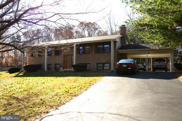 5860 Cari Road Huntingtown, MD 20639 - Photo 1 of 26 Exterior (Front)